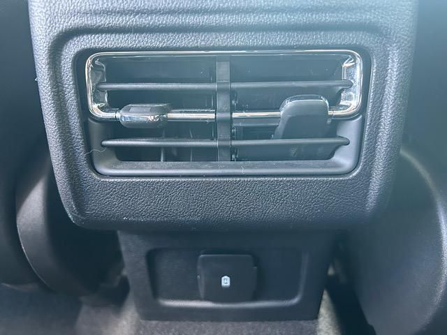 2023 Lincoln Corsair Standard photo 33