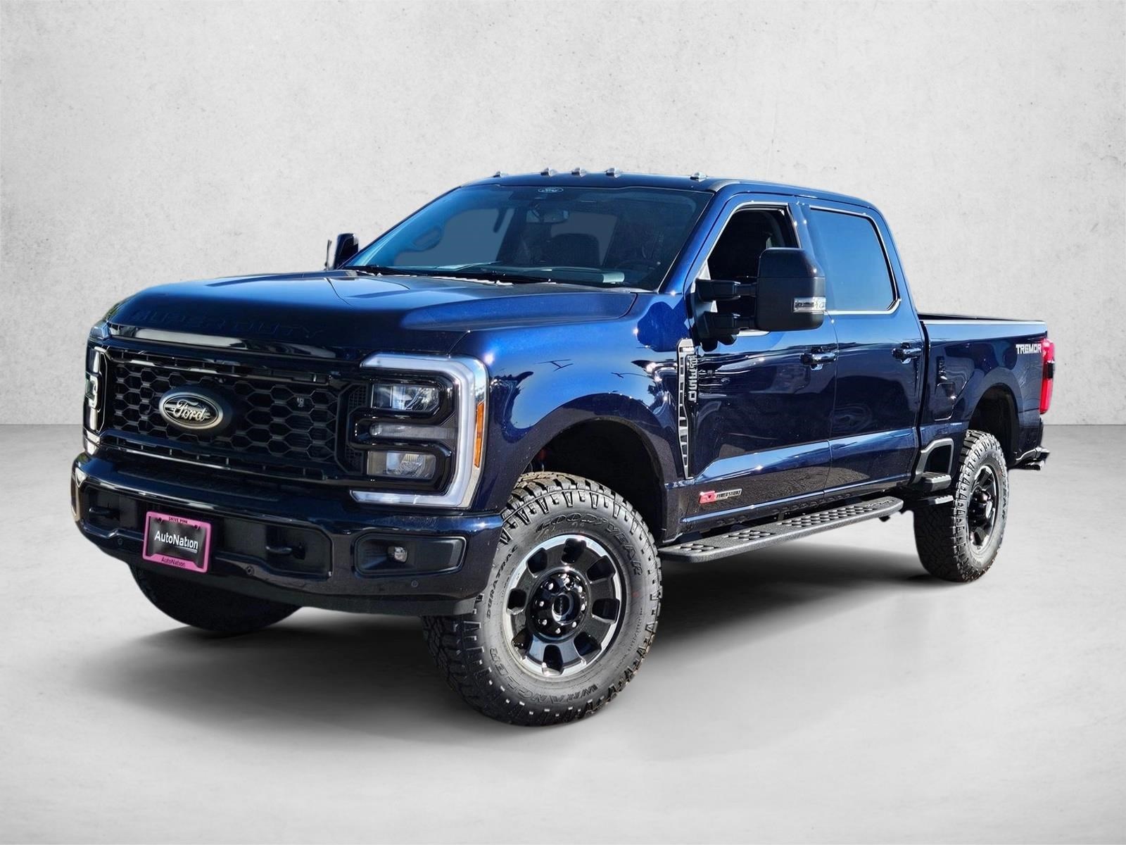 2025 Ford F-350 Super Duty Lariat's photo