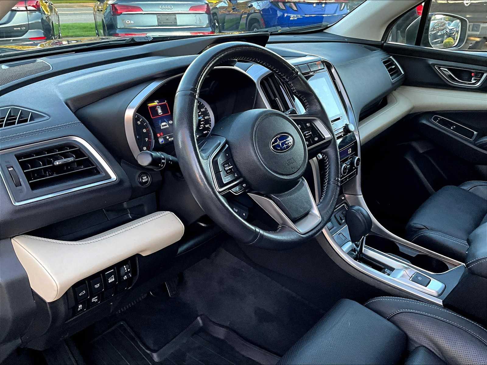 2022 Subaru Ascent Limited photo 6