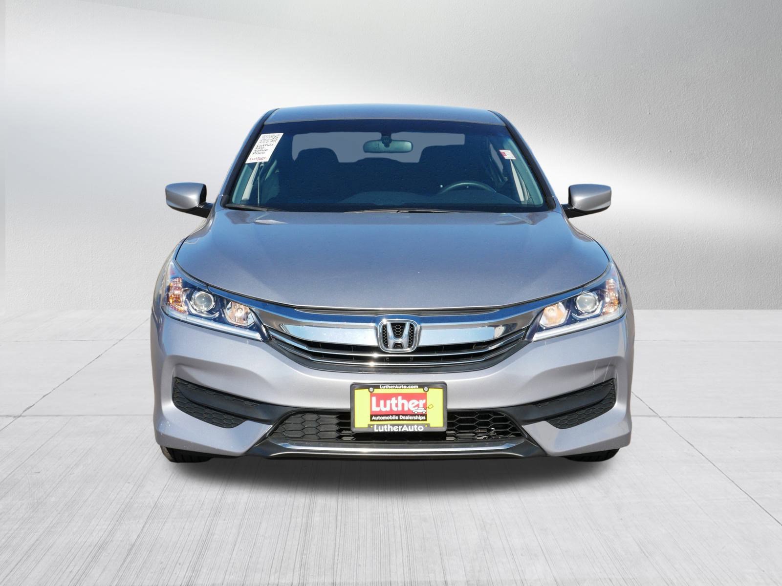 2016 Honda Accord LX photo 2