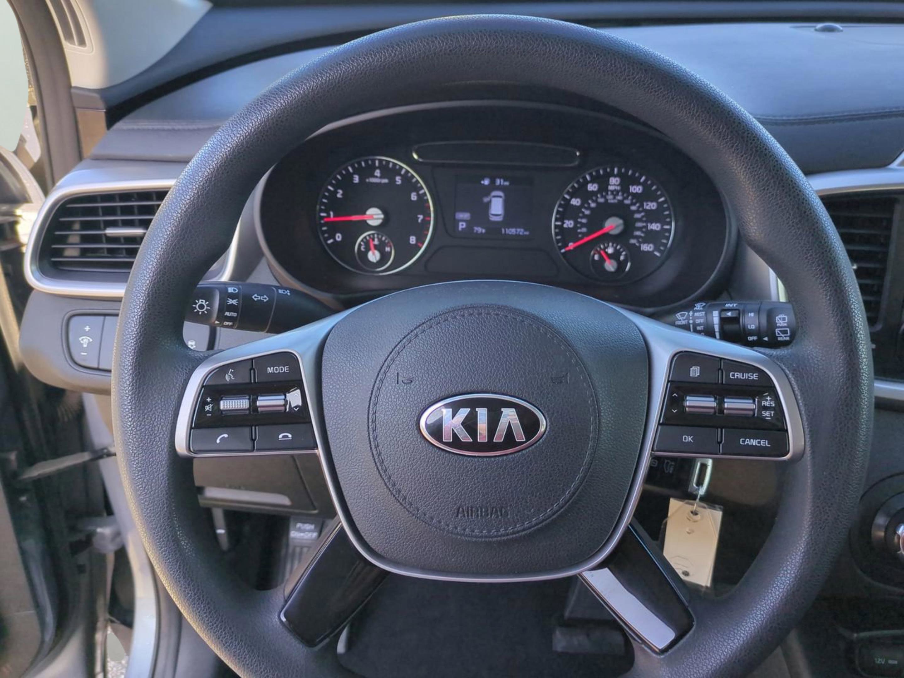 2020 Kia Sorento LX photo 26