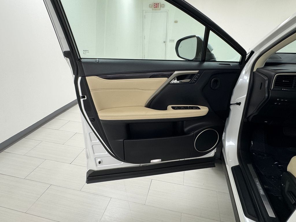 2021 Lexus RX 350 photo 9