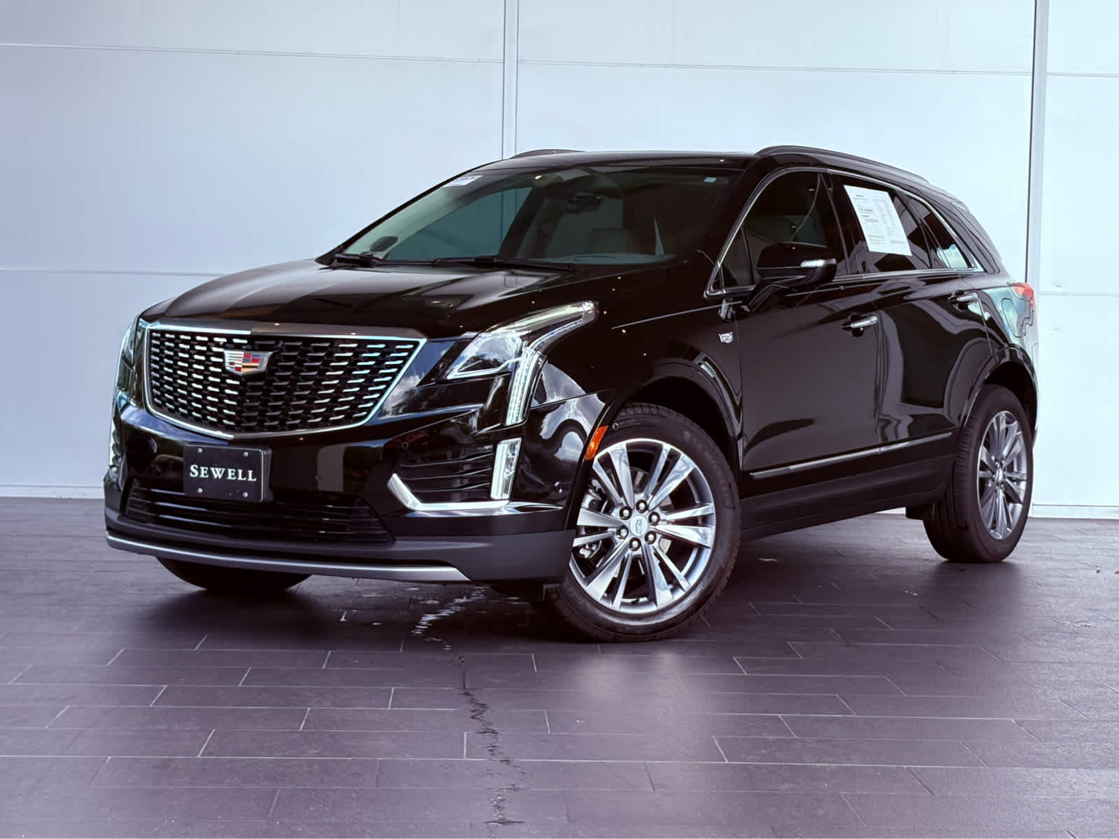 2025 Cadillac XT5 Premium Luxury's photo