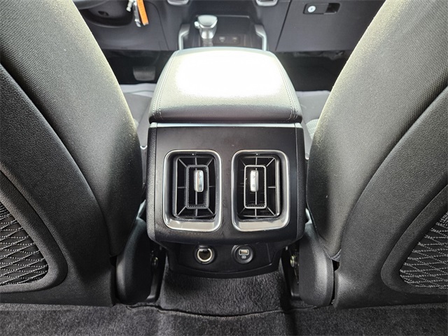 2022 Kia Sorento LX photo 10