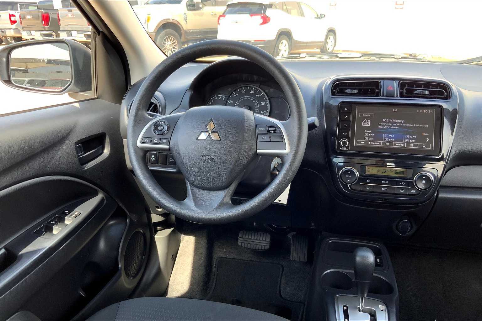 2024 Mitsubishi Mirage G4 LE photo 5