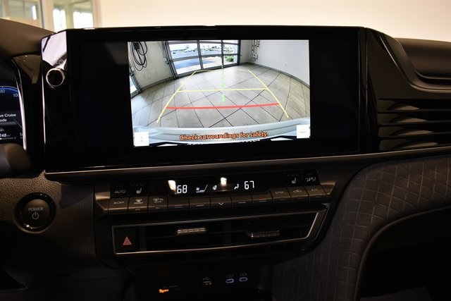 2025 Toyota Camry XLE photo 20