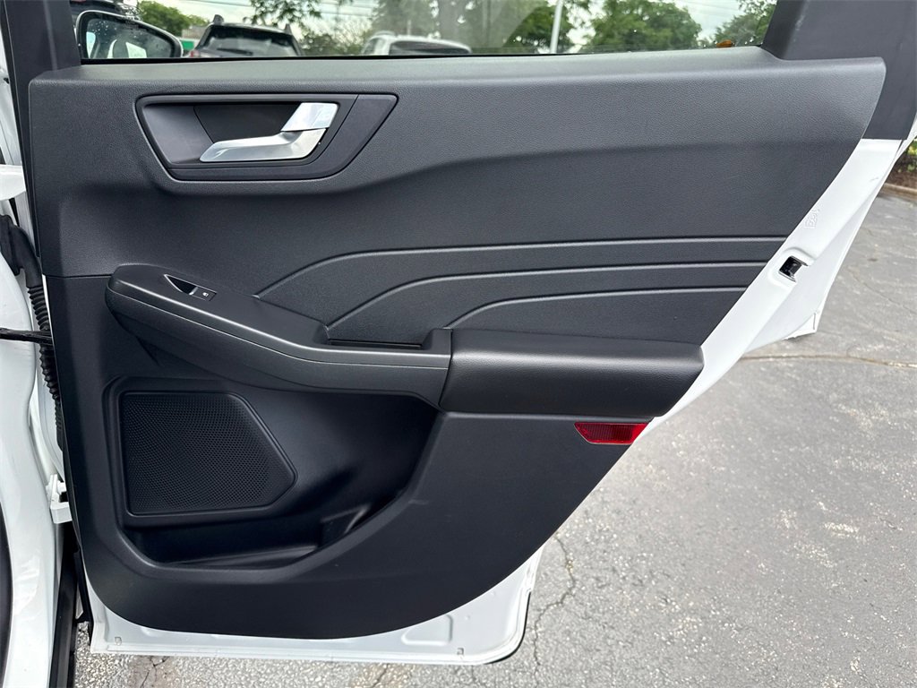 2022 Ford Escape Titanium photo 31