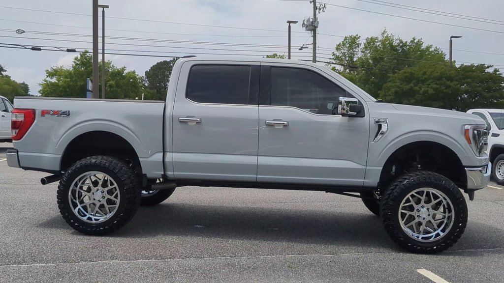 2023 Ford F-150 Lariat photo 9