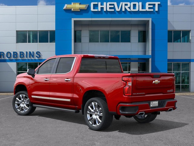 2026 Chevrolet Silverado 1500 High Country photo 3