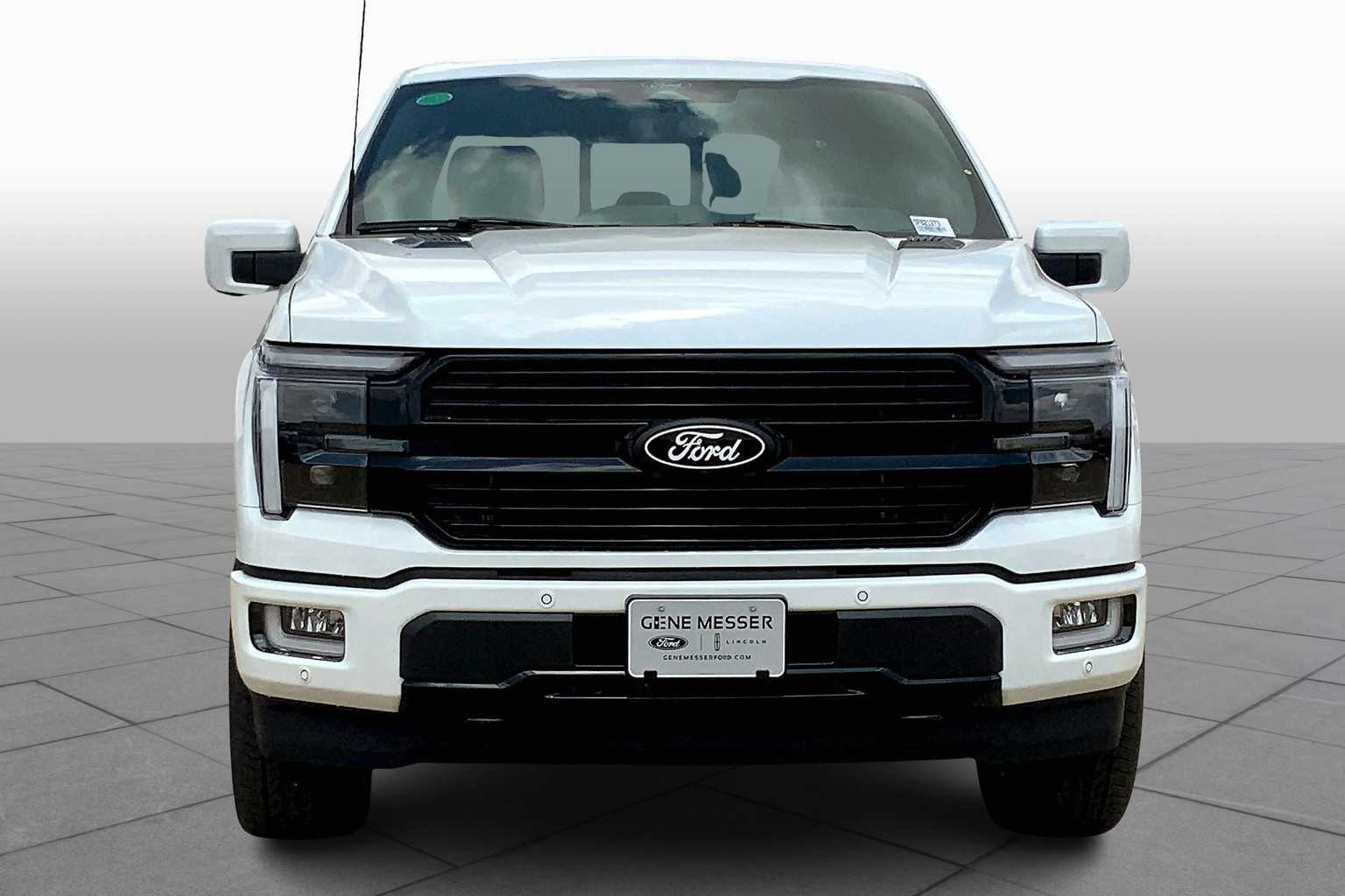 2025 Ford F-150 Platinum photo 3