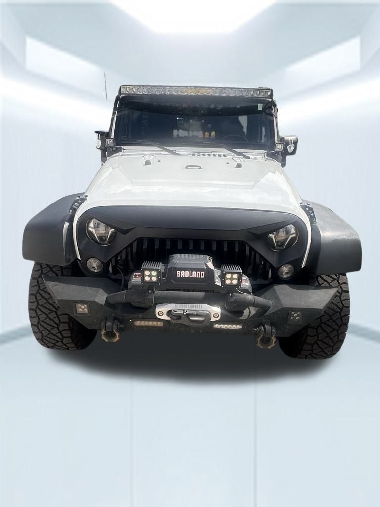 2016 Jeep Wrangler Unlimited Sport photo 2