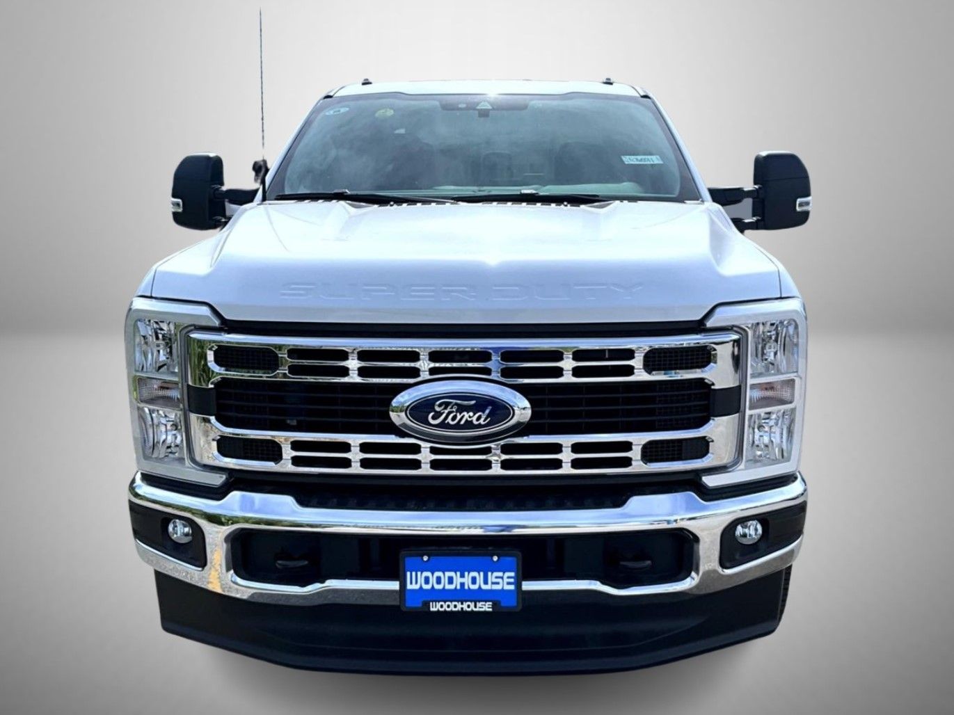 2026 Ford F-350 photo 2
