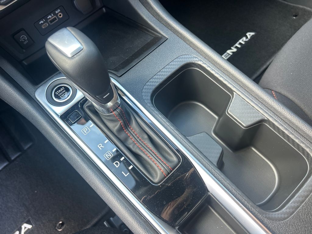 2025 Nissan Sentra SR photo 35