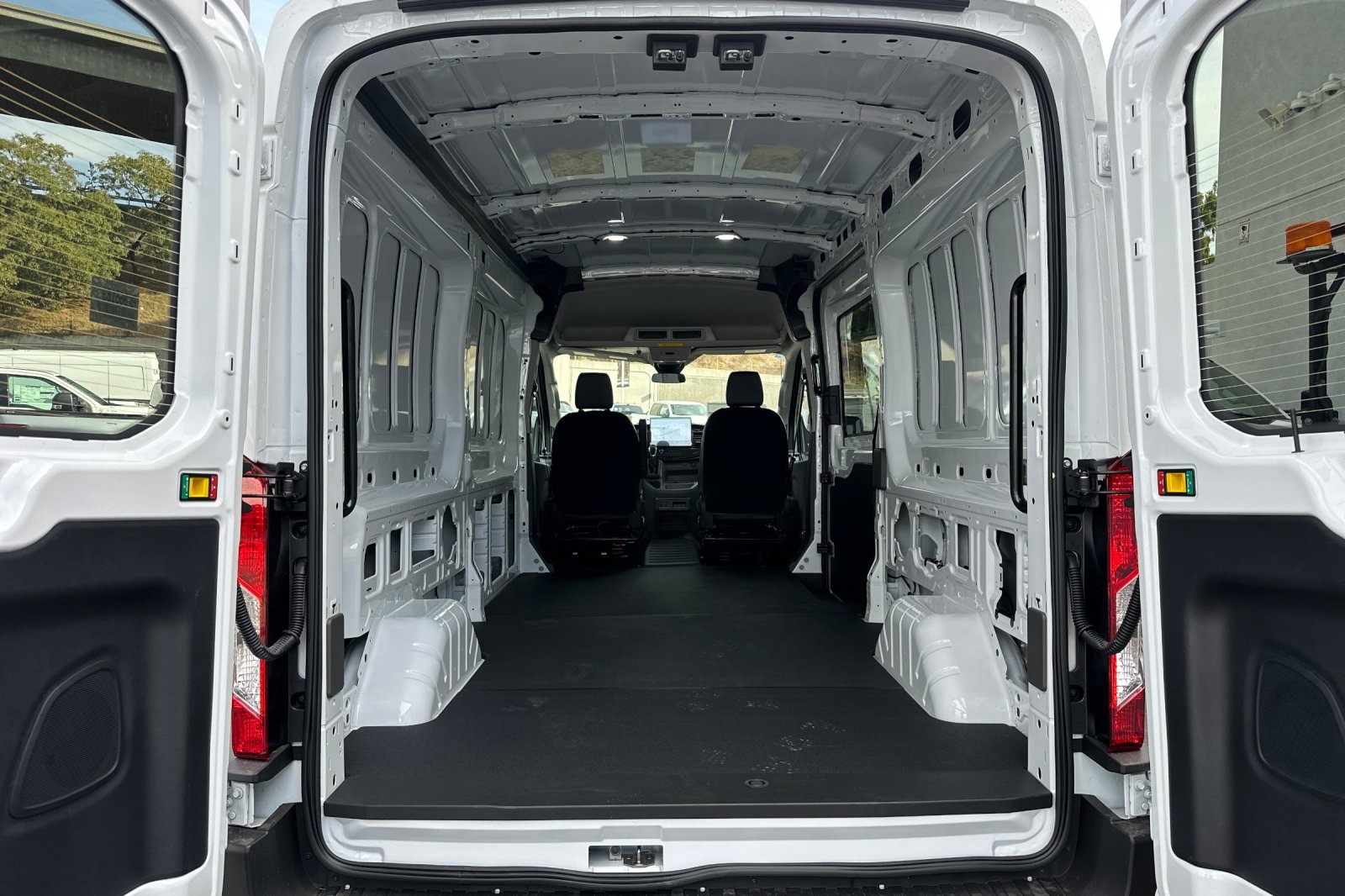 2024 Ford Transit Cargo Van photo 12