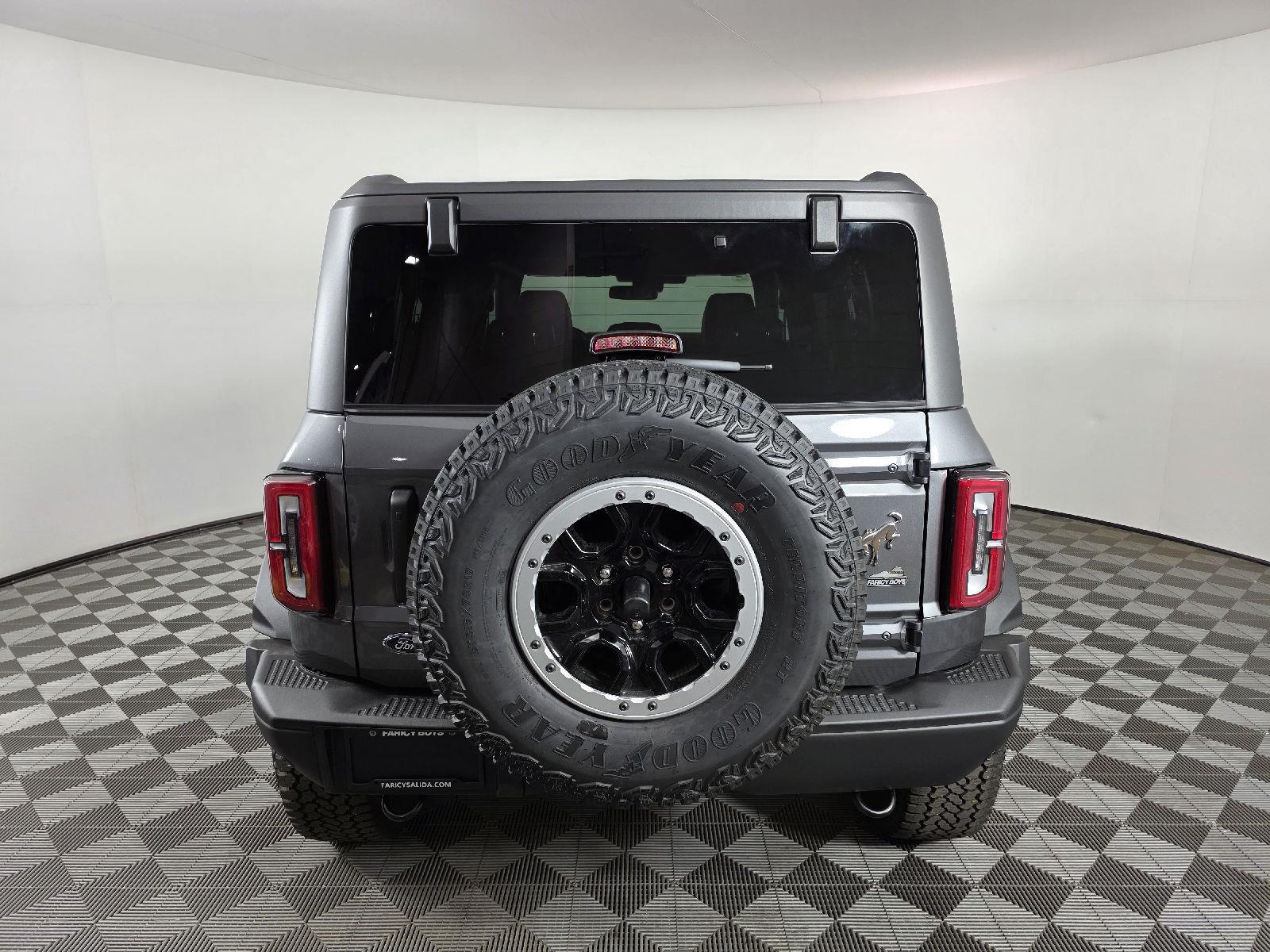 2025 Ford Bronco Badlands photo 4