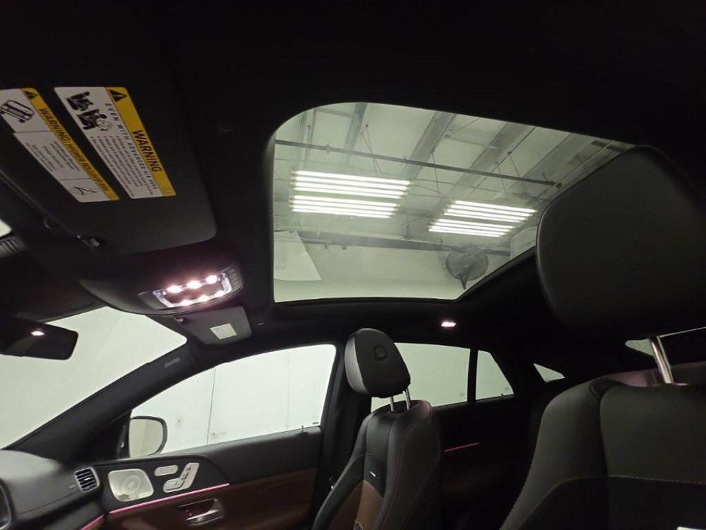 2024 Mercedes Benz GLE 53 AMG photo 3