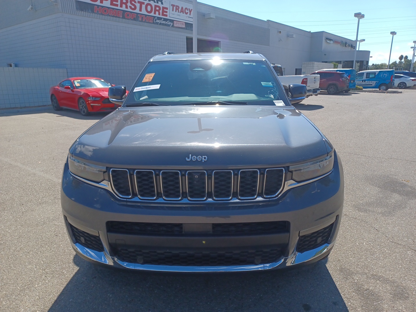 2024 Jeep Grand Cherokee Limited photo 2