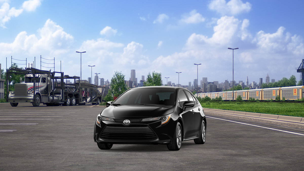 2026 Toyota Corolla LE photo 18