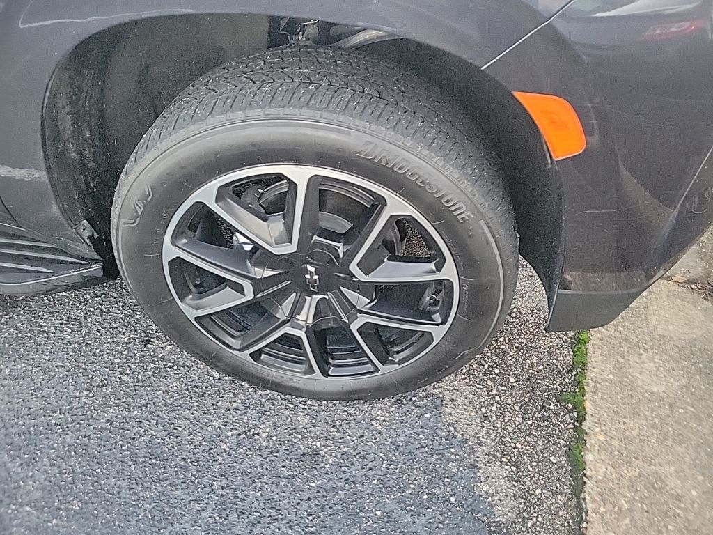 2023 Chevrolet Tahoe RST photo 4