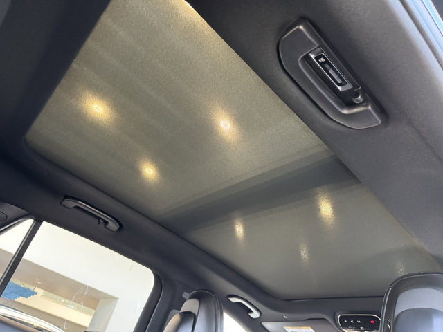 2026 Mercedes Benz GLC 300 photo 3