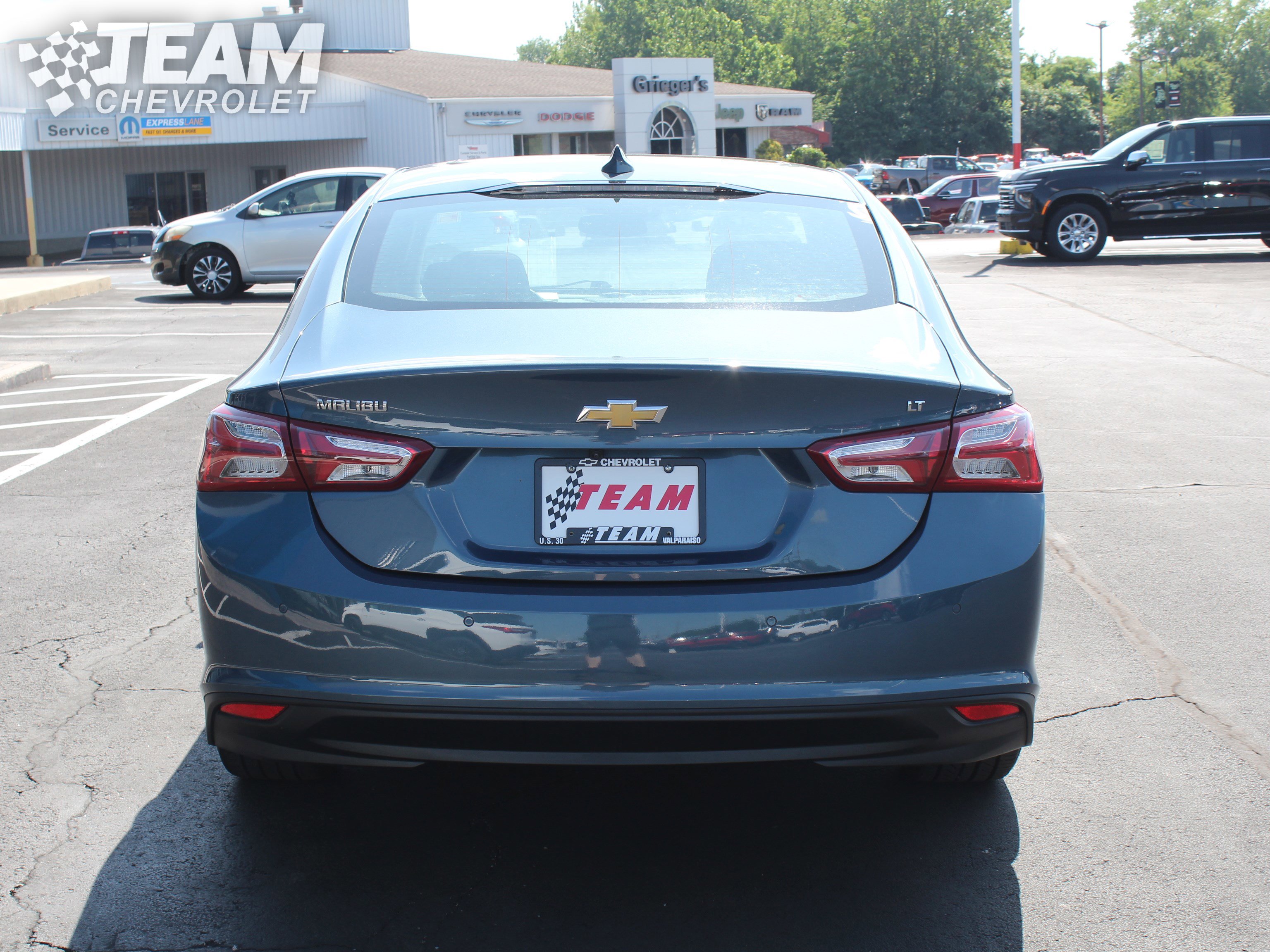 2024 Chevrolet Malibu Premier 2LT photo 4