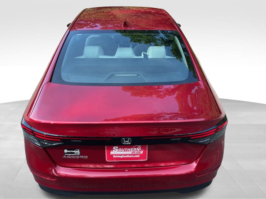 2024 Honda Accord LX photo 6