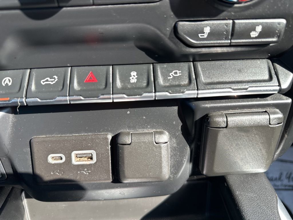 2020 Chevrolet Silverado 1500 RST photo 17