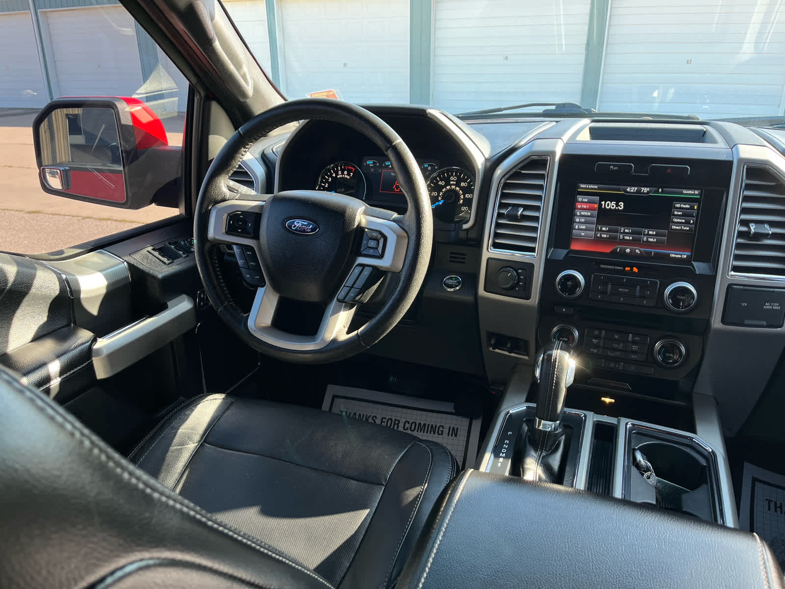 2015 Ford F-150 Lariat photo 23