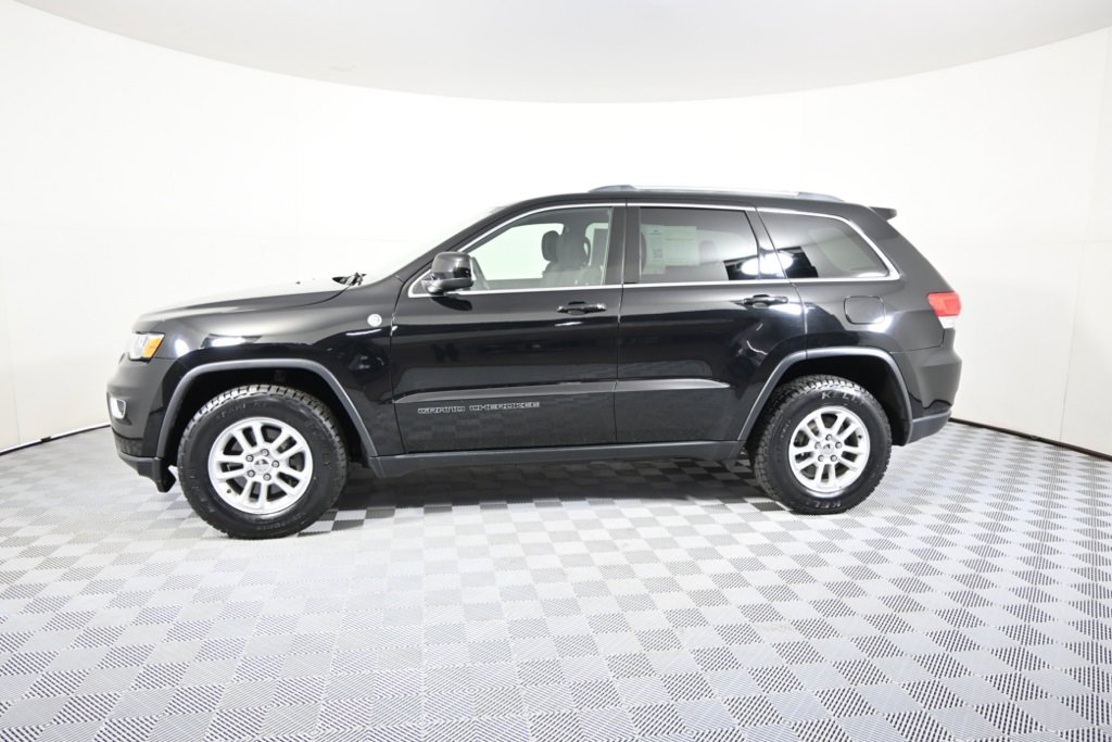 Used 2018 Jeep Grand Cherokee Laredo E with VIN 1C4RJFAG9JC348897 for sale in Forest Lake, Minnesota
