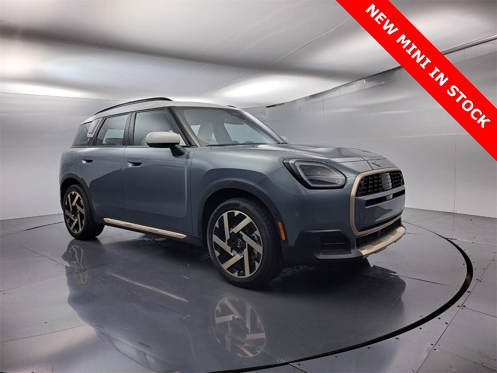 2026 MINI Countryman S's photo