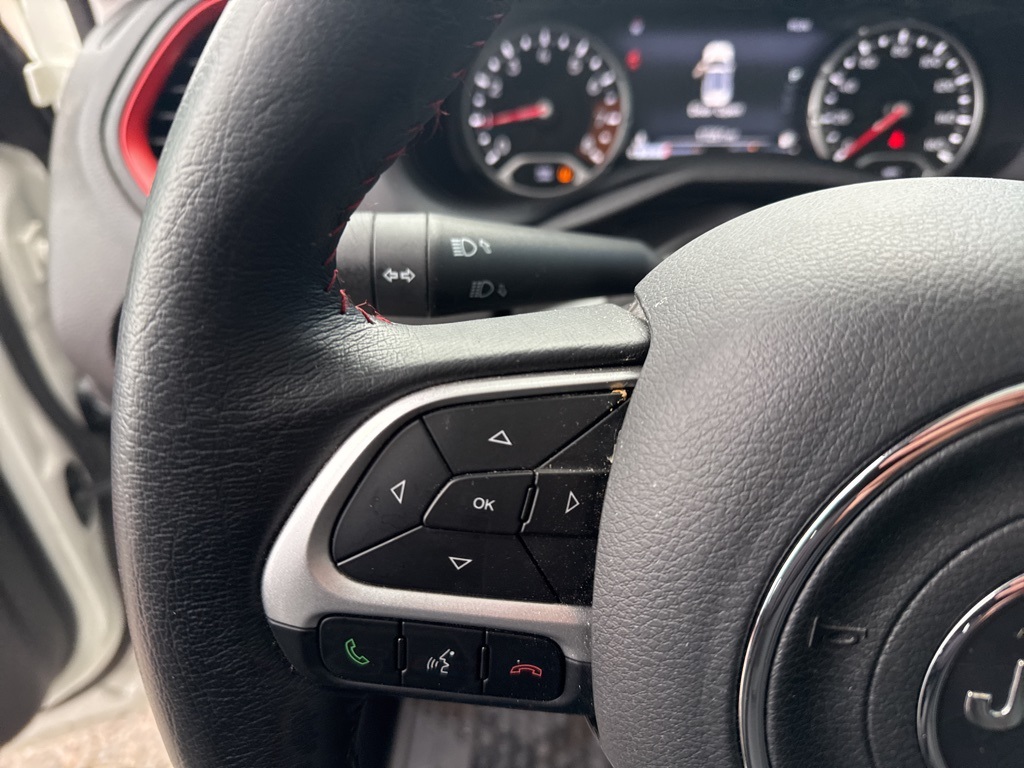 2023 Jeep Renegade Trailhawk photo 22
