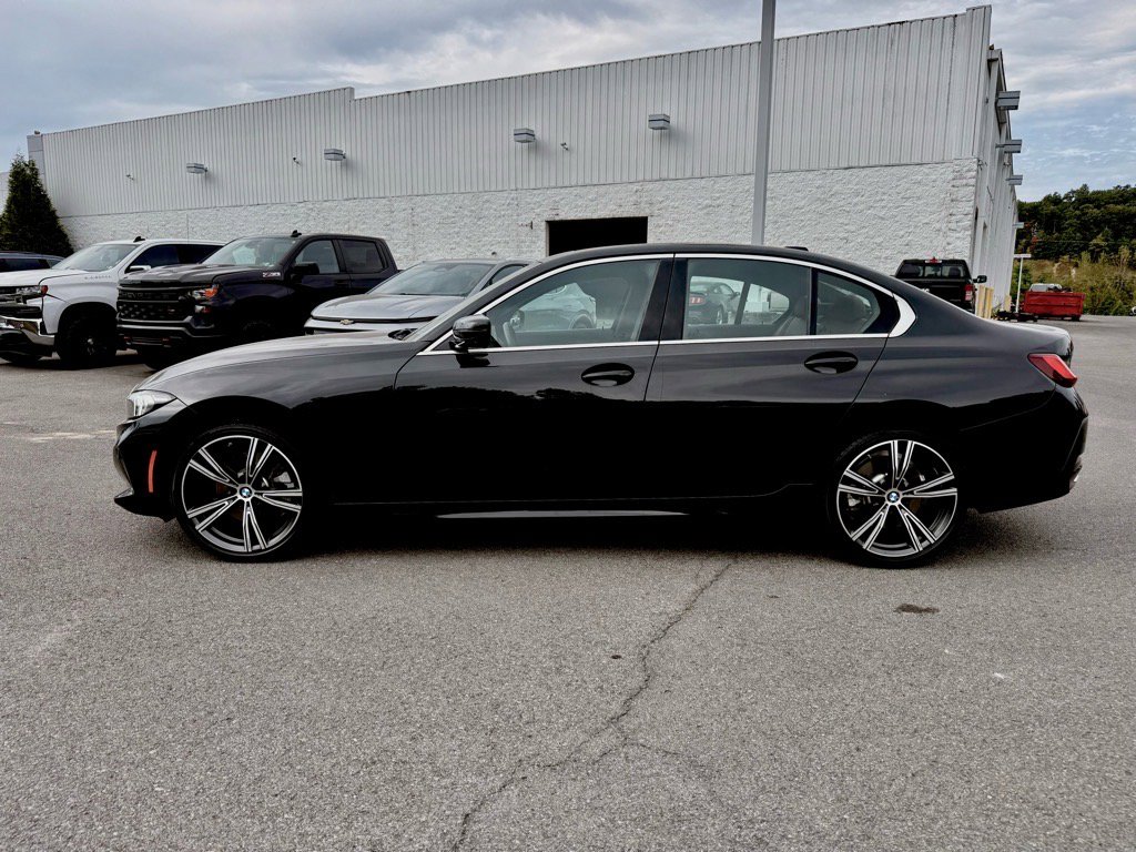 2024 Bmw 330i photo 2