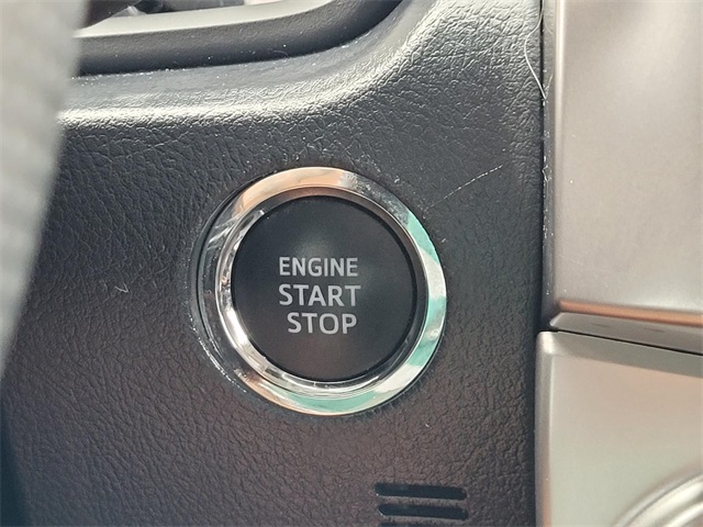 2022 Toyota 4Runner SR5 Premium photo 17