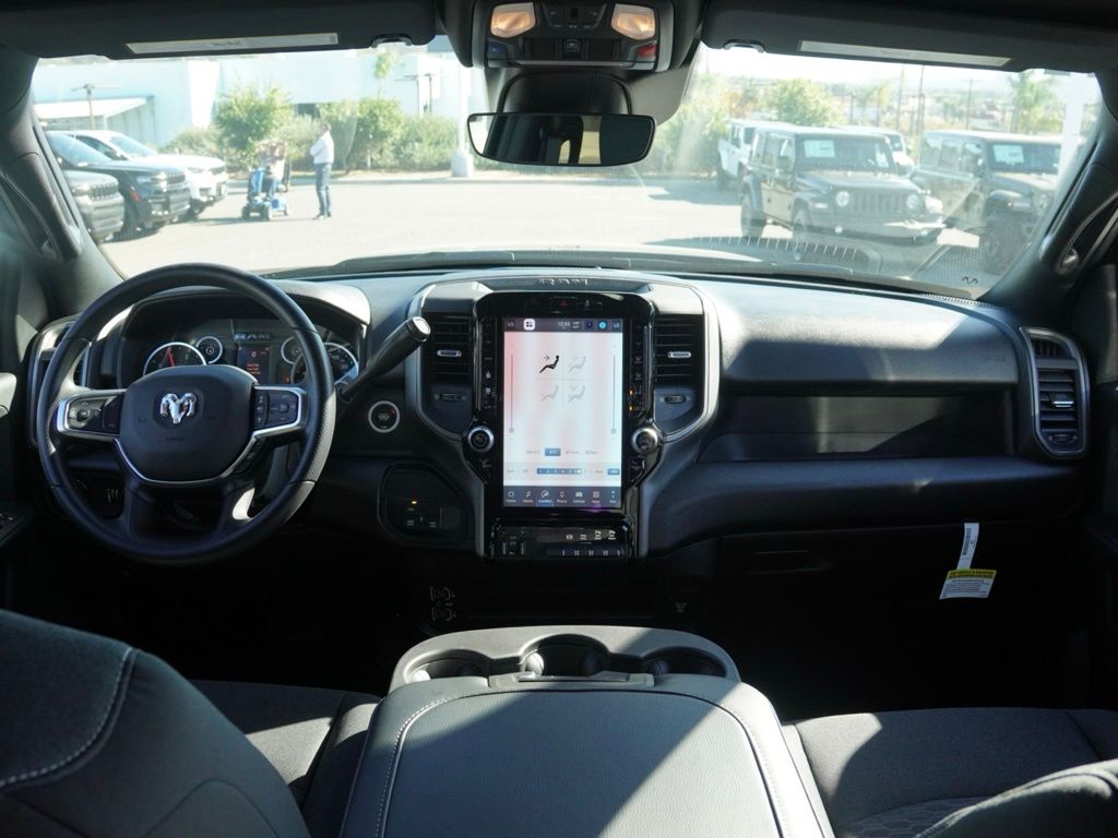 New 2026 Granite Crystal Metallic Clear-Coat Exterior Paint RAM Tradesman image 26