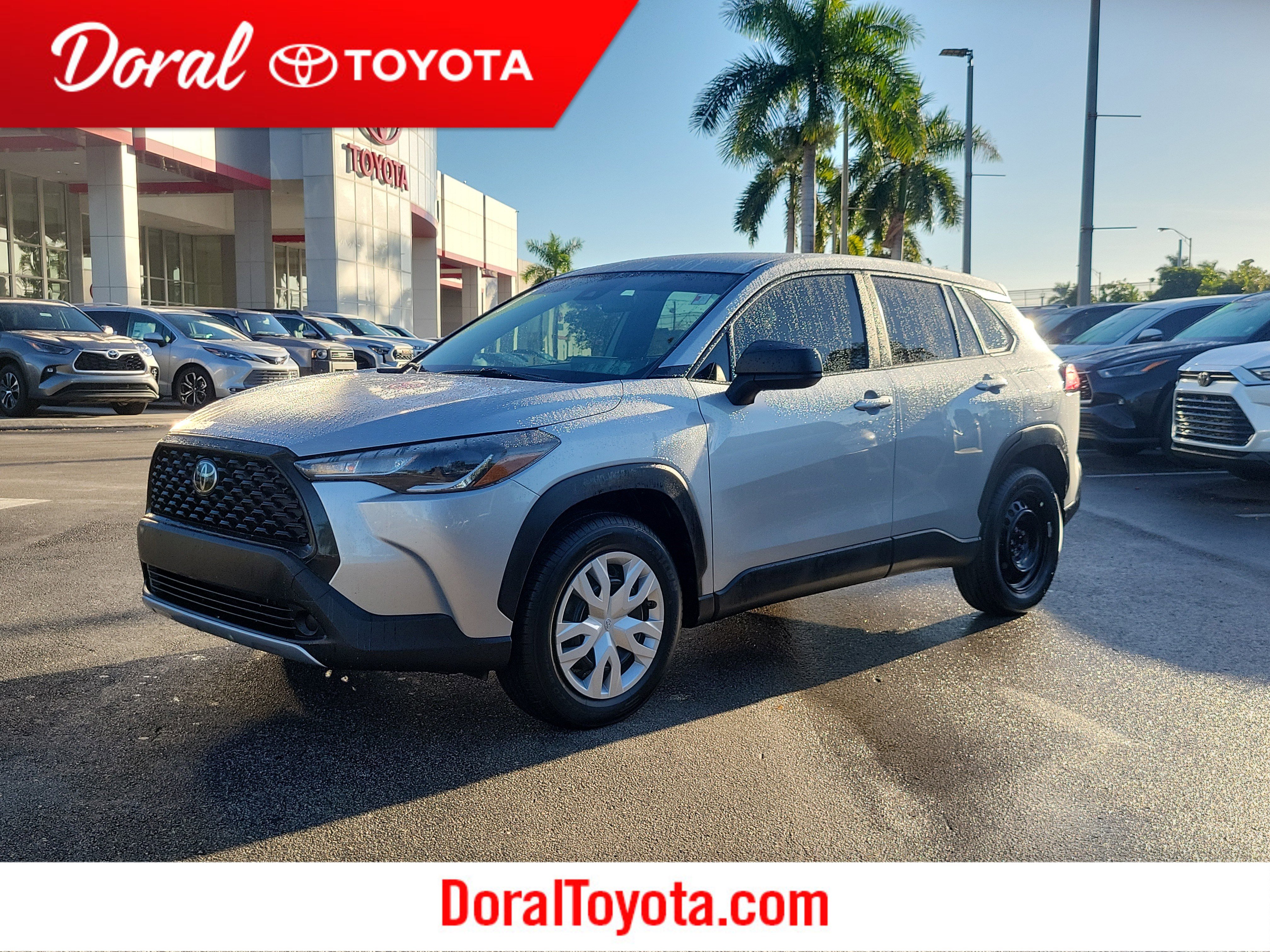 2022 Toyota Corolla Cross L's photo