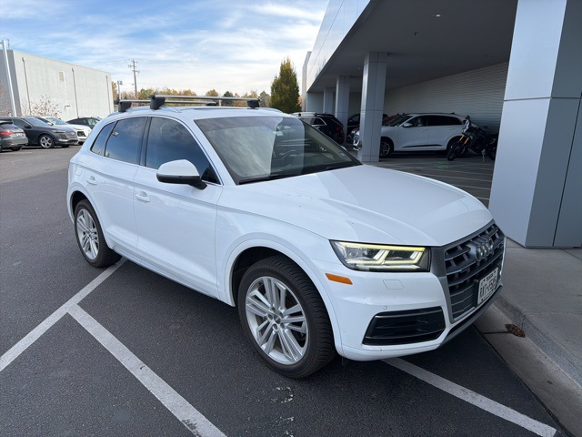 2018 Audi Q5 2.0T Premium Plus photo 2