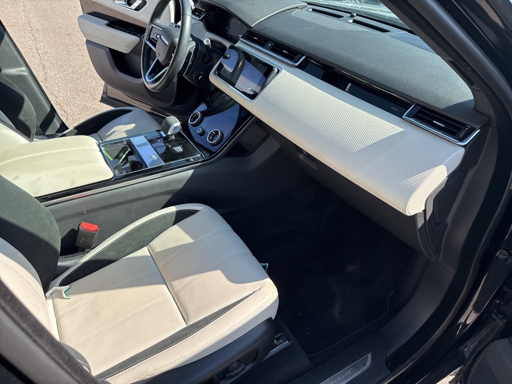 2023 Land Rover Range Rover Velar R-Dynamic S photo 23