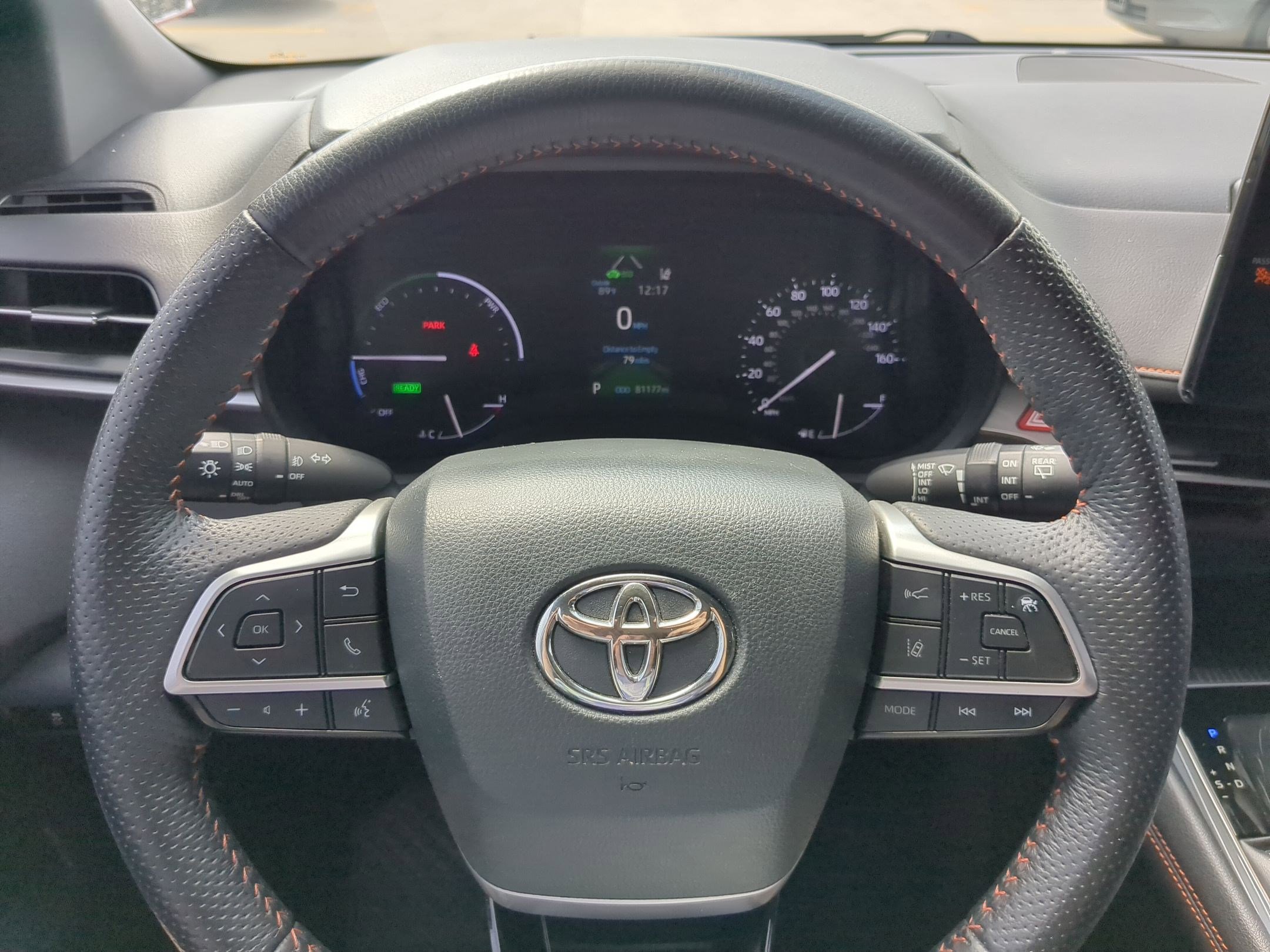 2021 Toyota Sienna XSE photo 14