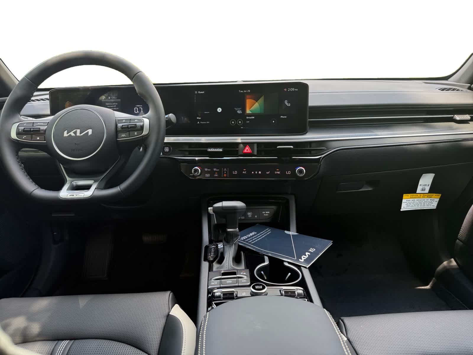 2026 Kia K5 GT-Line photo 11