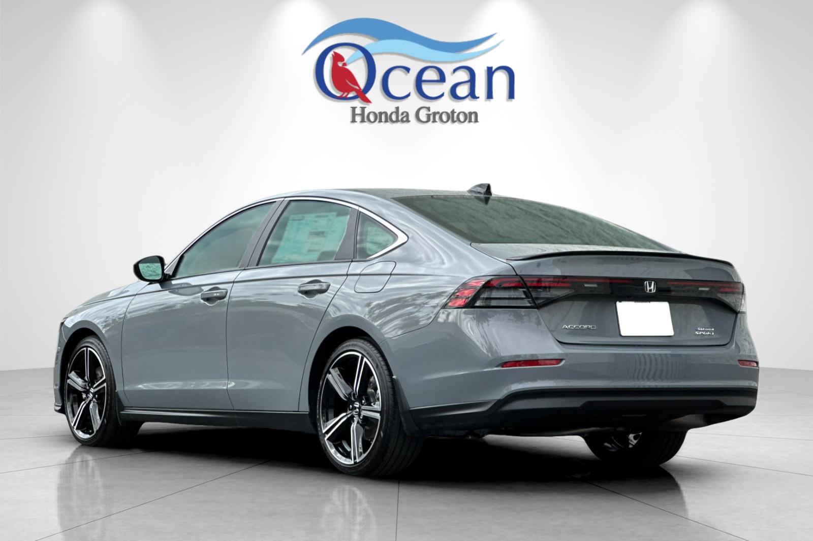 2025 Honda Accord Hybrid Sport photo 3
