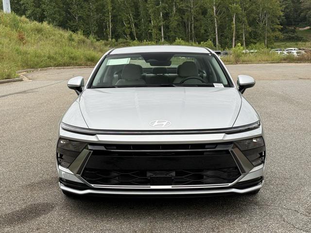 2025 Hyundai Sonata Hybrid SEL photo 7