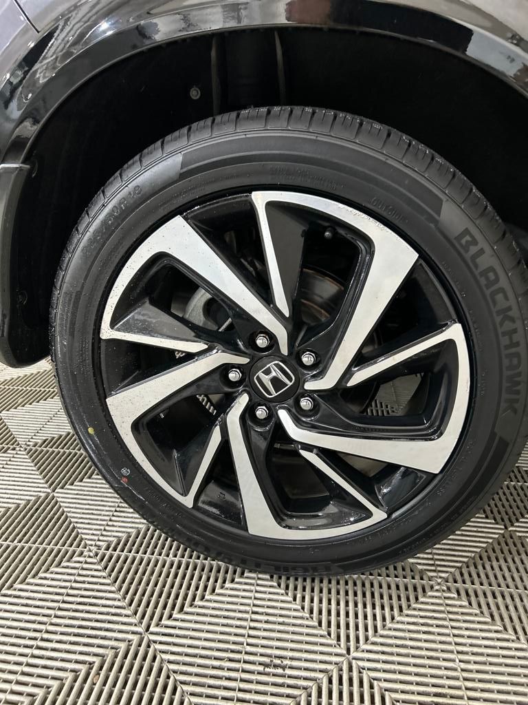 2019 Honda HR-V Sport photo 3