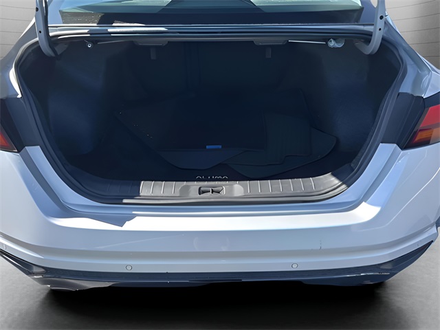2023 Nissan Altima 2.5 SR photo 21