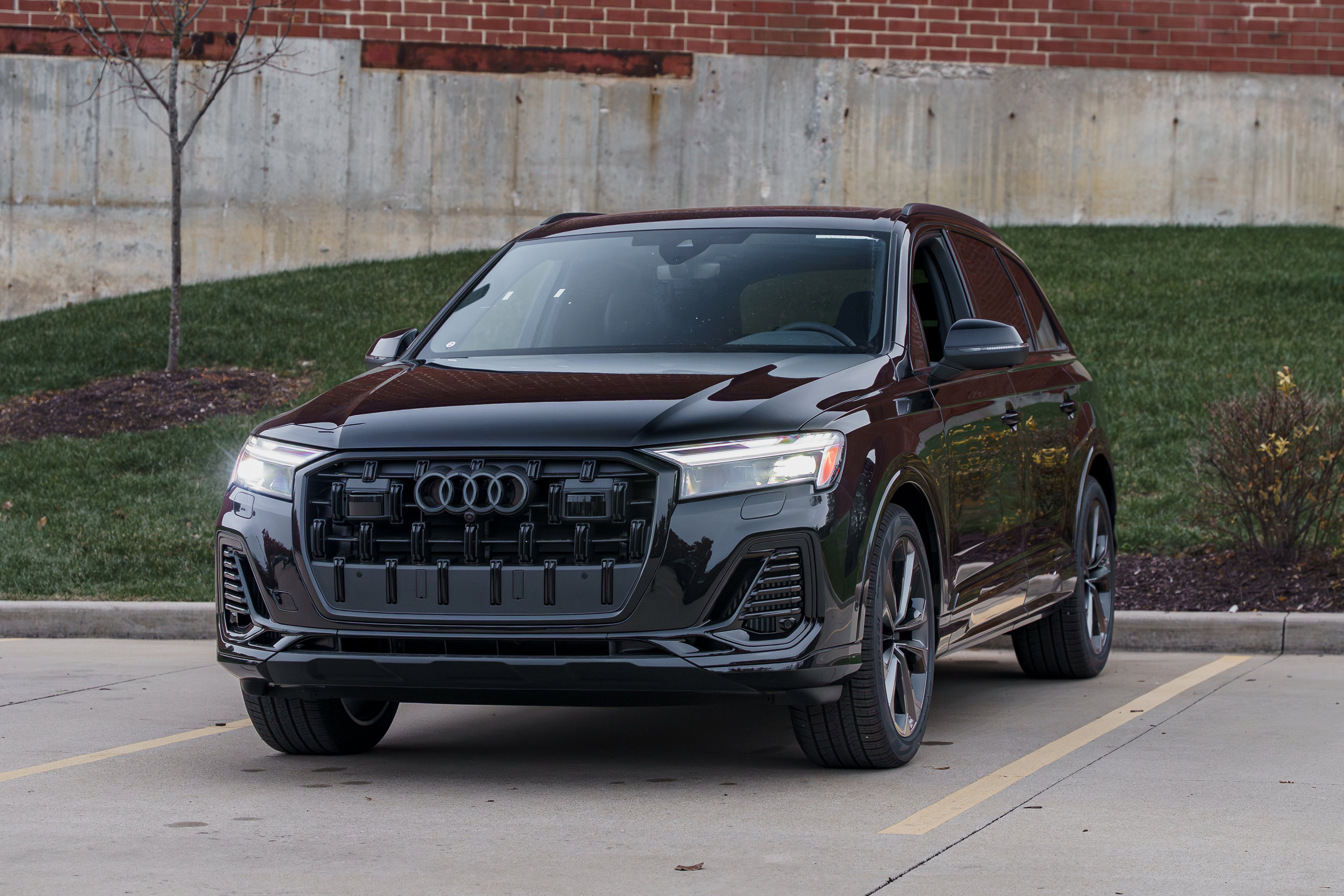 2026 Audi Q7 Premium Plus photo 4