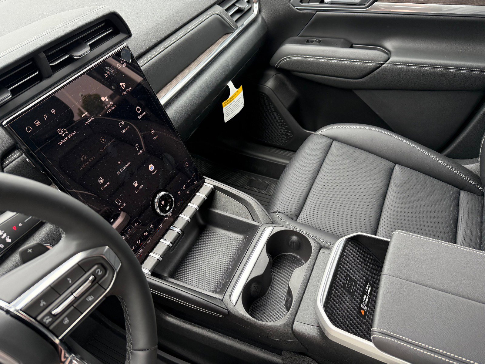 2026 Gmc Terrain Denali photo 23