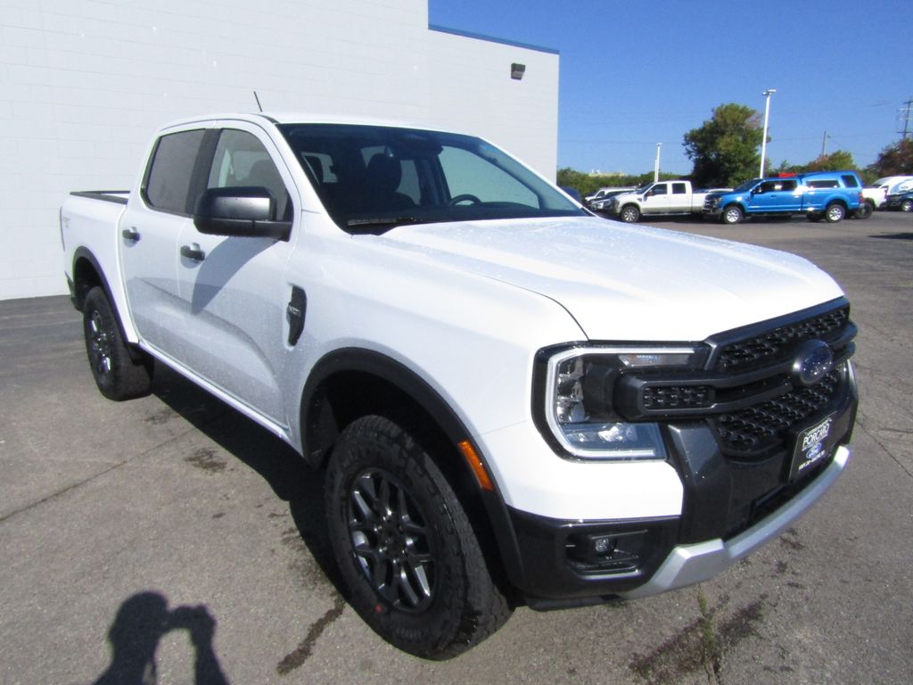 2025 Ford Ranger XLT photo 9