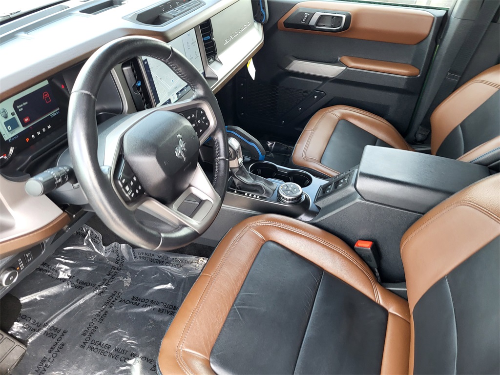2022 Ford Bronco Outer Banks photo 17