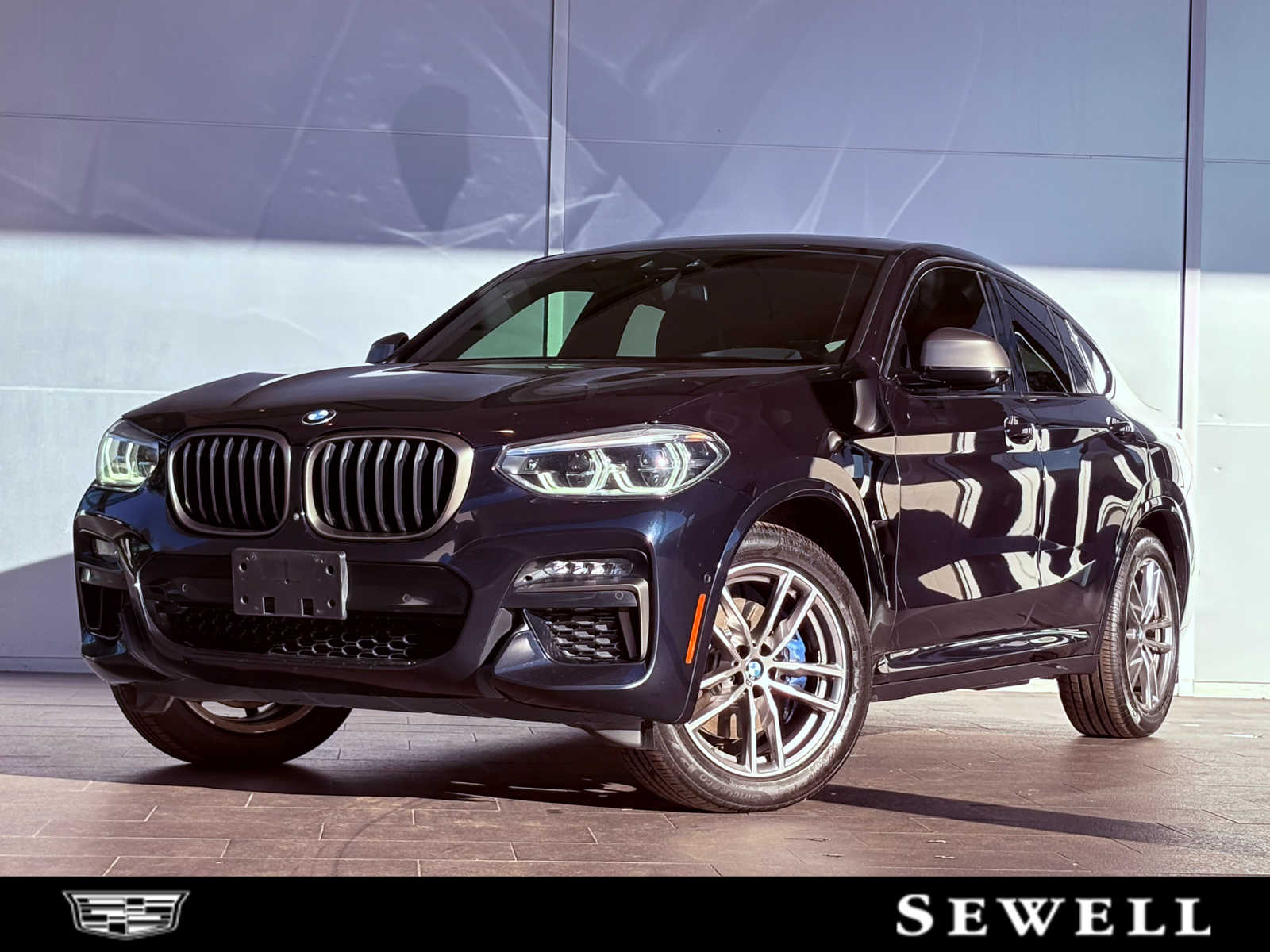 2021 BMW X4 M40i's photo