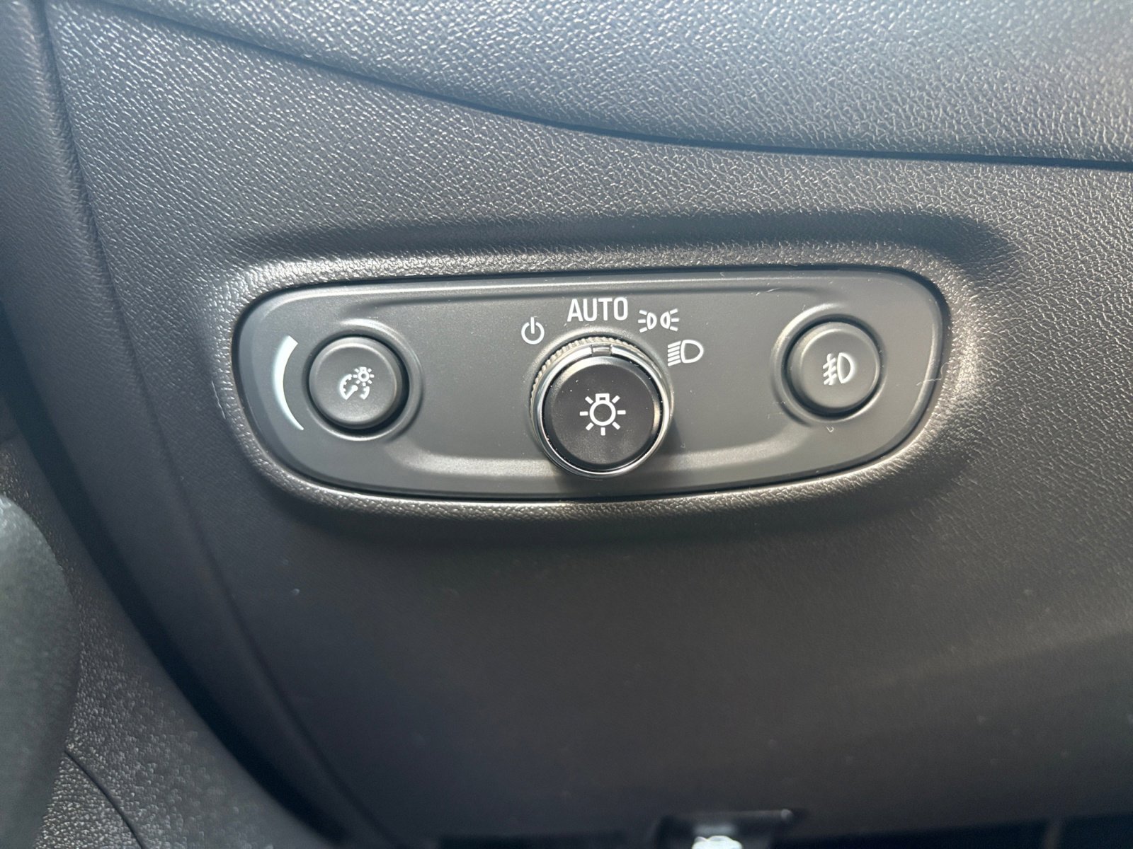 2021 Chevrolet Equinox LT photo 14