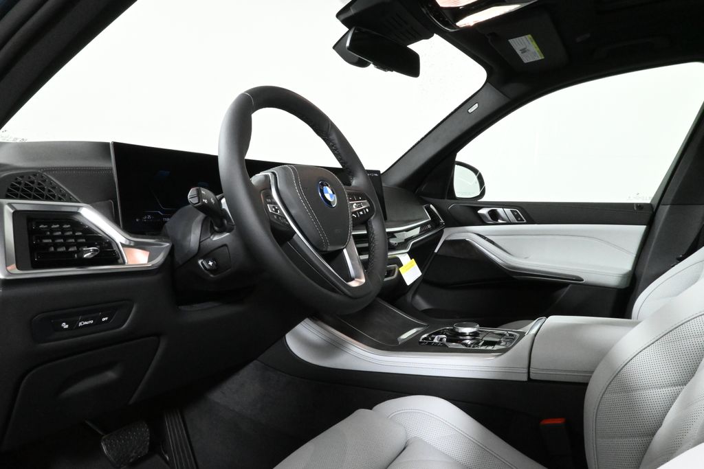 2025 Bmw X5 xDrive50e photo 4